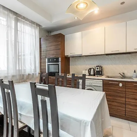 Апартамент Sofique 3br By Bulgarianhomes
